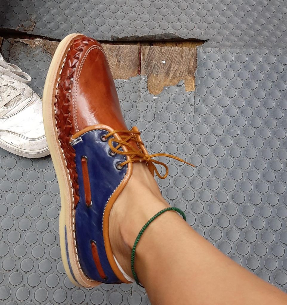 Descubrir San Cristobal de las Casas comprando zapatillas chiapanecas