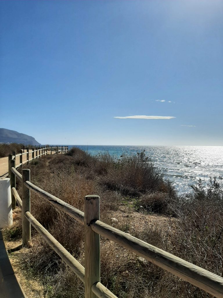 Vistas al mar desde La Azohía