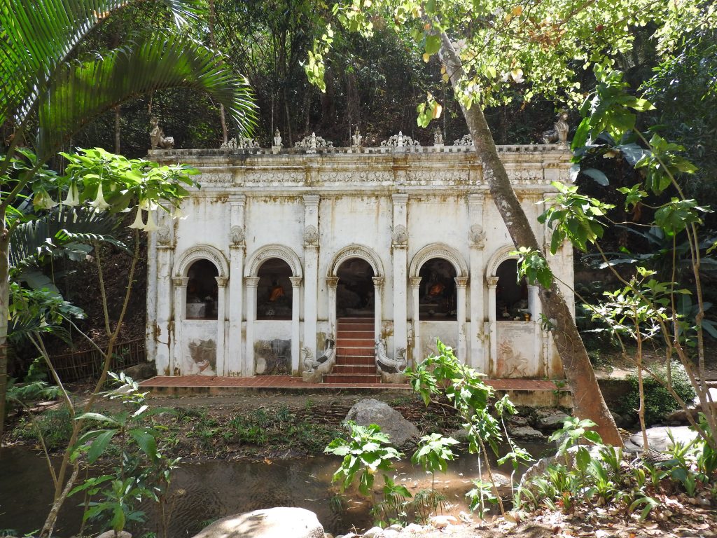 Antiguo y mítico templo, lo encontrarás en la excursión a 10 minutos de Chiang Mai