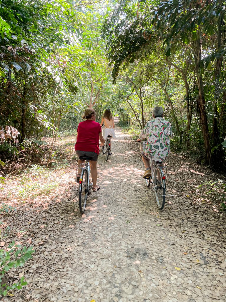 Ruta de mediodía por la selva escondida de Bangkok