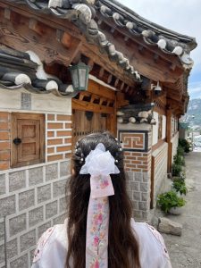 Qué hacer 3 días en Seúl: vestirte con el traje tradicional